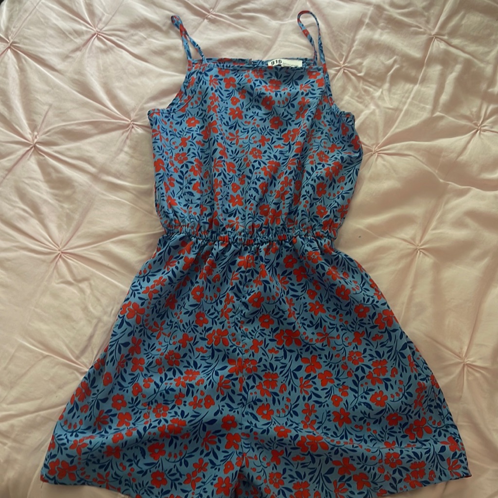 916 Girls Romper